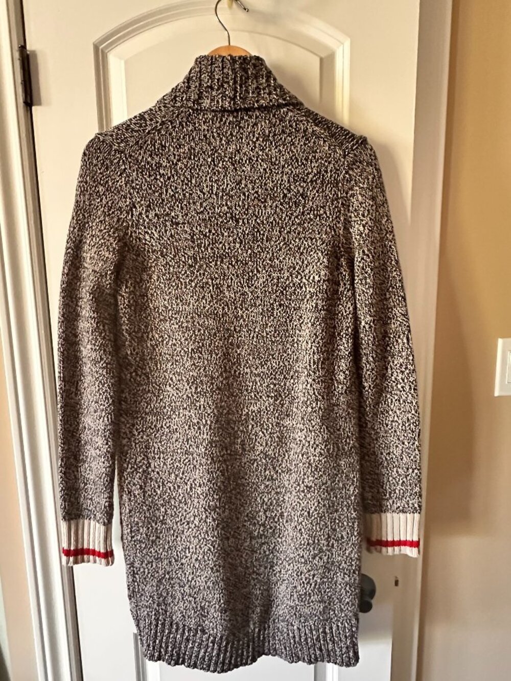 AUTHENTIC Roots Cabin Cardigan Sweater - Size XS/S New! - Picture 5 of 6